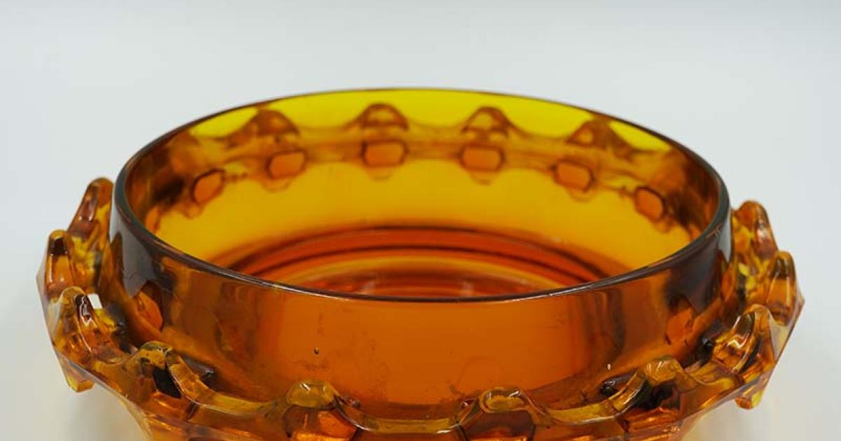 Szło artystyczne i użytkowe okresu PRL-u z kolekcji Jerzego Kurowskiego