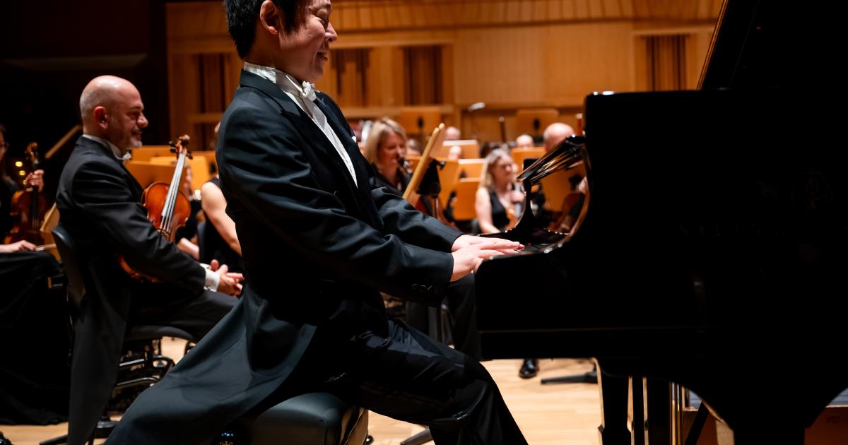 Wieczór kontrastów: od mozartowskiego impetu do organowej potęgi [Takashi Yamamoto w Polskiej Filharmonii Bałtyckiej]