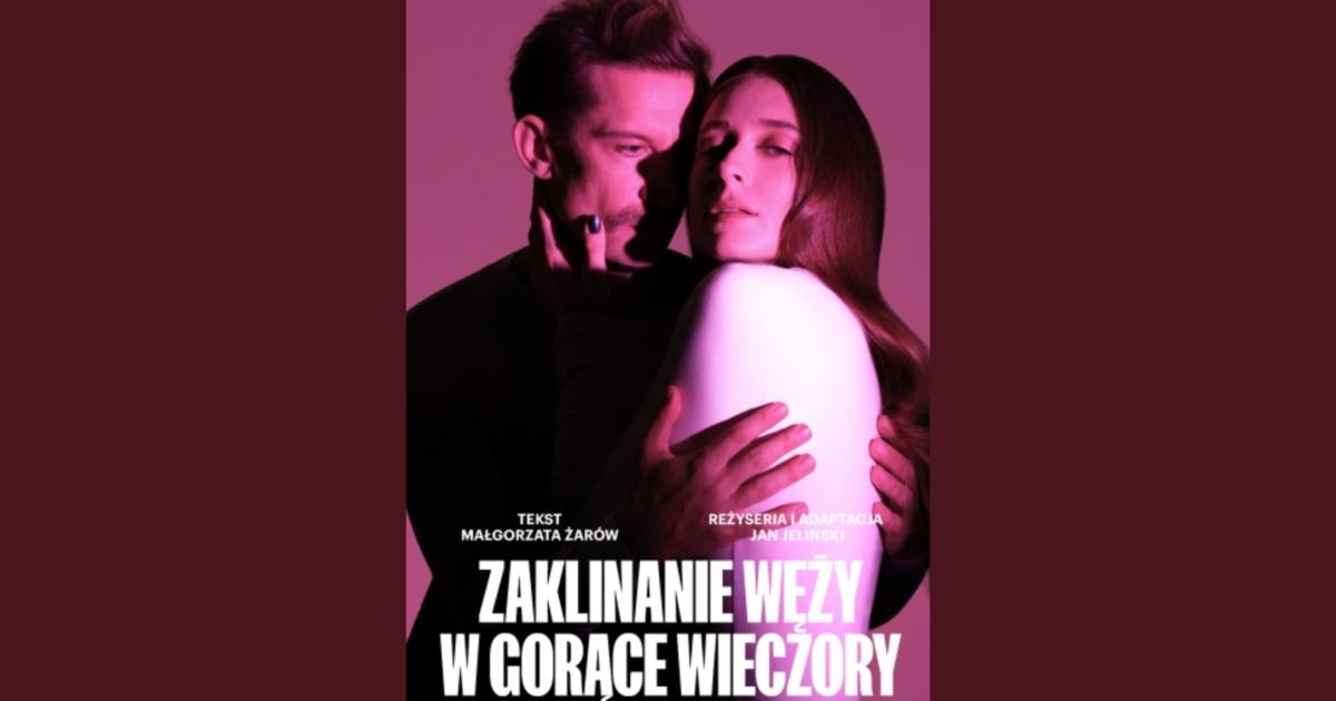 ZAKLINANIE WĘŻY W GORĄCE WIECZORY