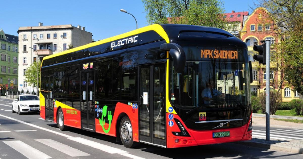 Miasto Świdnica: Zamień bilet na książkę - darmowe przejazdy 10 maja