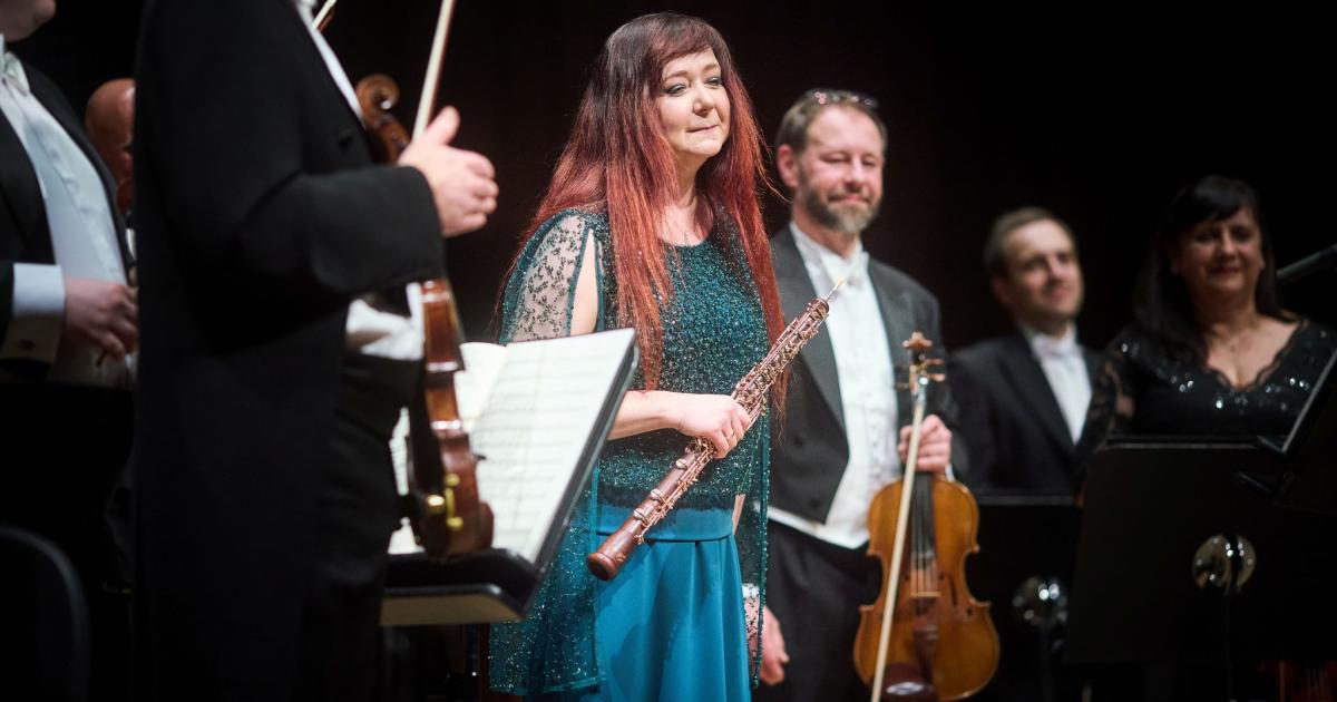 Wiosna idzie – i brzmi Dvořákiem [Michał Nesterowicz i Agata Piotrowska-Bartoszek w Filharmonii Łódzkiej]