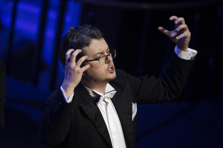 Poszukiwacze zaginionych arii [koncert Szymona Mechlińskiego w Operze Wrocławskiej]