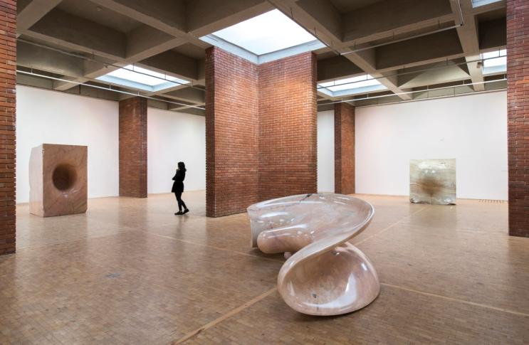 Anish Kapoor Centrum Rzeźby Polskiej w Orońsku (Centre of Polish Sculpture in Orońsko) 1st October 2022–12th February 2023 Photograph: Jacek Kucharczyk ©Anish Kapoor. All rights reserved DACS, 2022