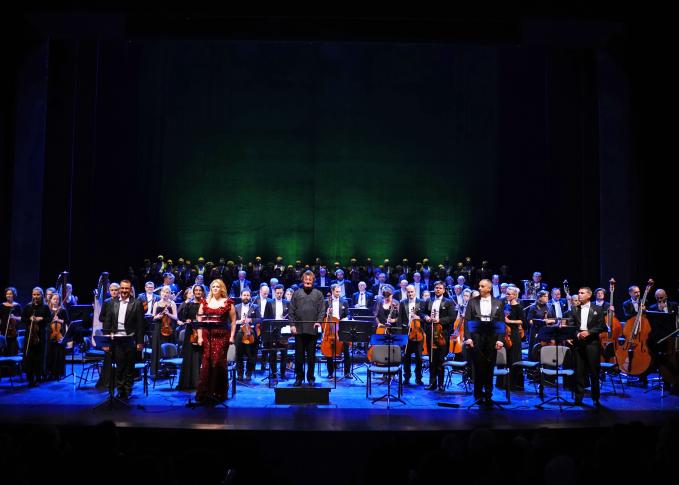 Paria, Teatr Wielki w Poznaniu