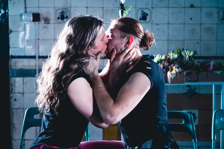  „Anioły w Ameryce, czyli demony w Polsce” w reżyserii Michała Telegi