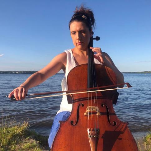 Anna Wrobel, wiolonczelistka