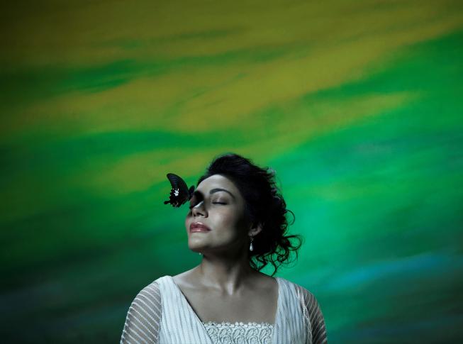 Ailyn Pérez jako Florencia Grimaldi w "Florencia en el Amazonas" Daniela Catána. Fot. Paola Kudacki / Met Opera
