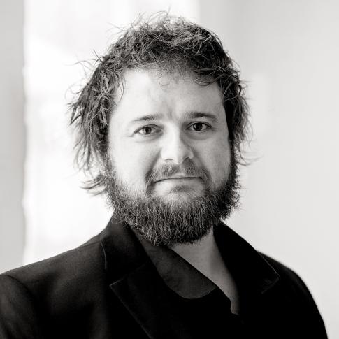 Allan Clayton; fot. Sim Canetty-Clark