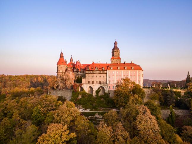 Książ