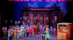 Festiwal Donizettiego w Bergam, Eliksir miłosny w reżyserii Wake-Walker'a