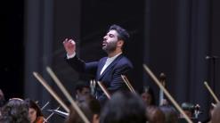 Sergey Smbatyan, dyrygent