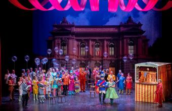 Festiwal Donizettiego w Bergam, Eliksir miłosny w reżyserii Wake-Walker'a