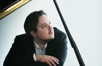 Laureat Konkursu Chopnowskiego Jakub Kuszlik zagra w Filharmonii Krakowskiej 