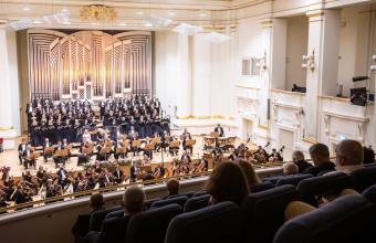 orkiestra i chór Filharmonii Krakowskiej
