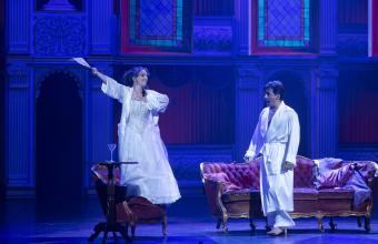 Gorączka złota i czerwieni [„Manon” w Operze Wrocławskiej]