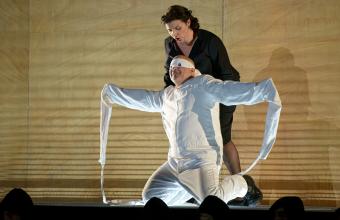 Minimalizm niekoniecznie dla Verdiego [„Don Carlo” w gościnnym spektaklu artystów z Litwy na 28. Bydgoskim Festiwalu Operowym]