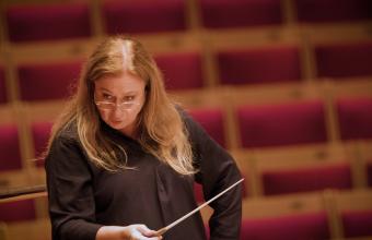 Czytając z nut reż. Janine Hosking