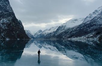 Pieśni ziemi, reż. Margreth Olin