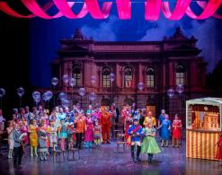 Festiwal Donizettiego w Bergam, Eliksir miłosny w reżyserii Wake-Walker'a