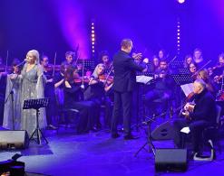 Koncert Lidii Jazgar i zespołu Galicja w NCK