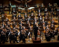 To trzeba przeżyć osobiście [koncert pamięci Maestro Kazimierza Korda  w Filharmonii Narodowej]