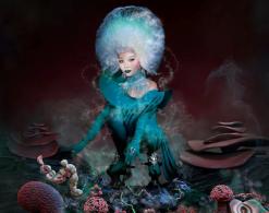 [o albumie "Fossora" Björk]