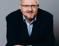 dyr. Janusz Marynowski