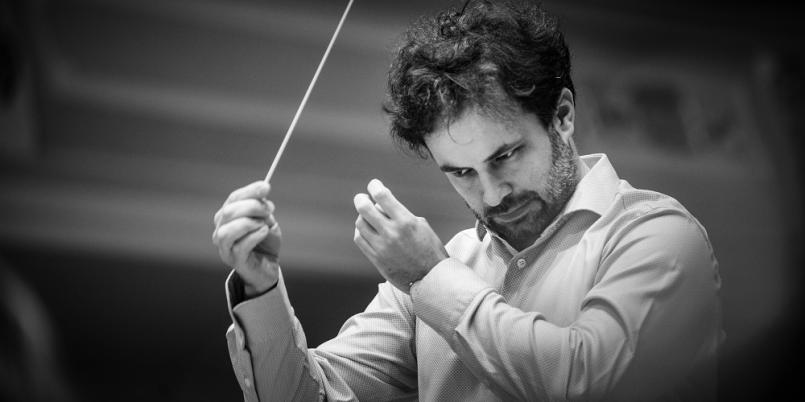 Symfonie Mendelssohna w interpretacji Łukasza Borowicza w Filharmonii Krakowskiej