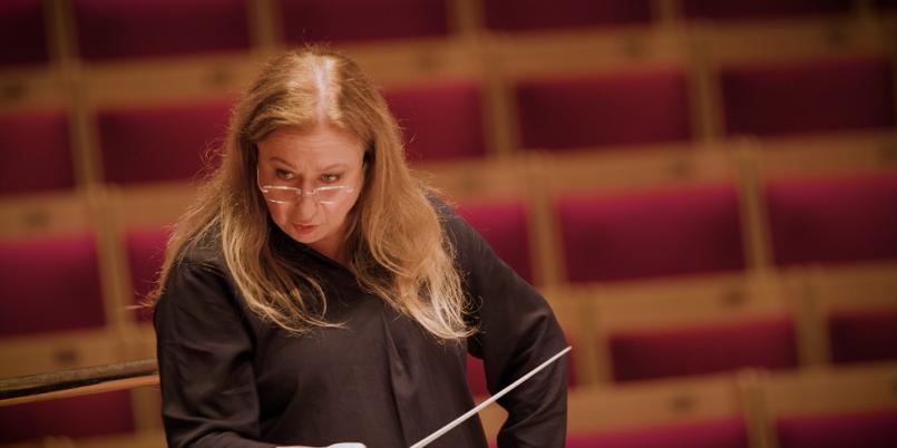 Czytając z nut reż. Janine Hosking