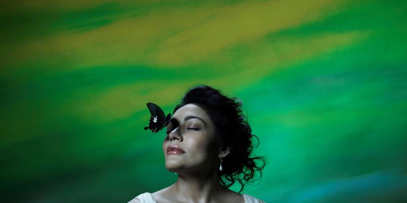 Ailyn Pérez jako Florencia Grimaldi w "Florencia en el Amazonas" Daniela Catána. Fot. Paola Kudacki / Met Opera