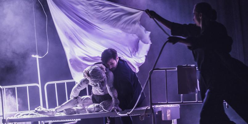 Dzień osiemdziesiąty piąty w Teatrze Groteska]